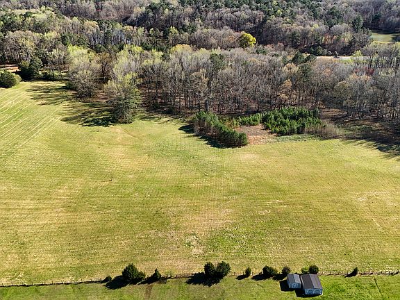 5th image of 40 Meadow Trl