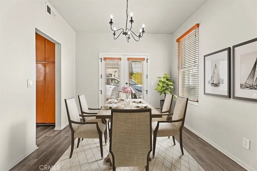 3 bed, 2.5 bath, 1852 sqft, $6,000 — Photo 4