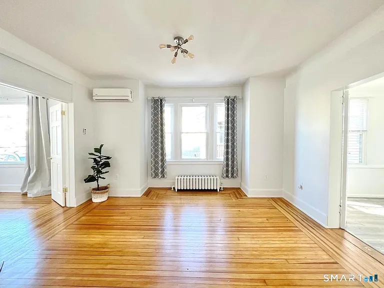 28 Wessels Pl #1 — Photo 5