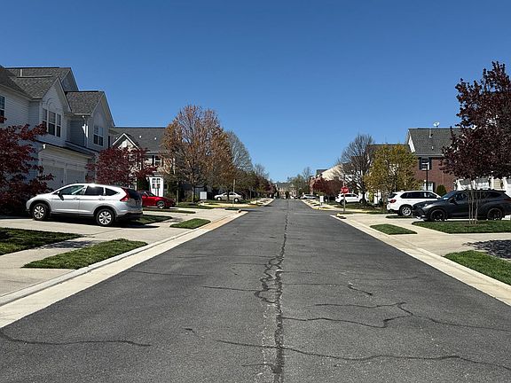 4th image of 6245 Lawson Dr