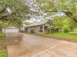 1404 Stanwood Ave, Cleburne, TX 76033