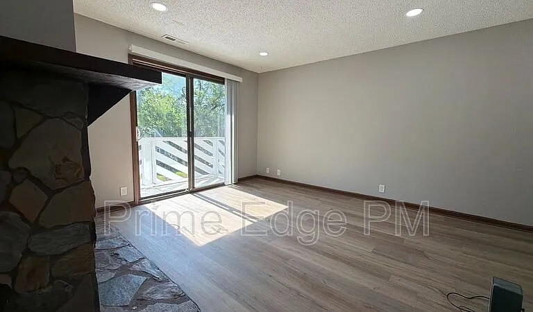 1541 S 21st St #5 — Photo 12