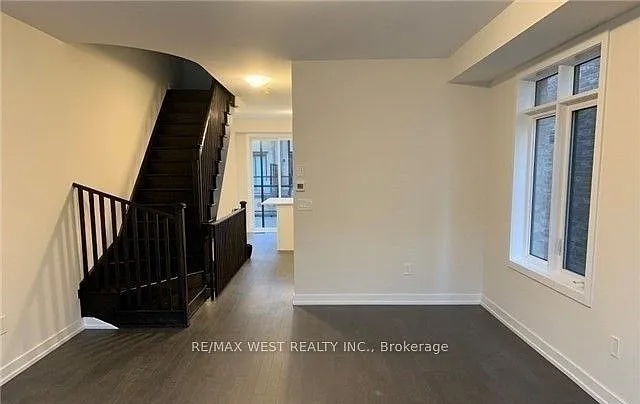 4 bed, $3,600 — Photo 4