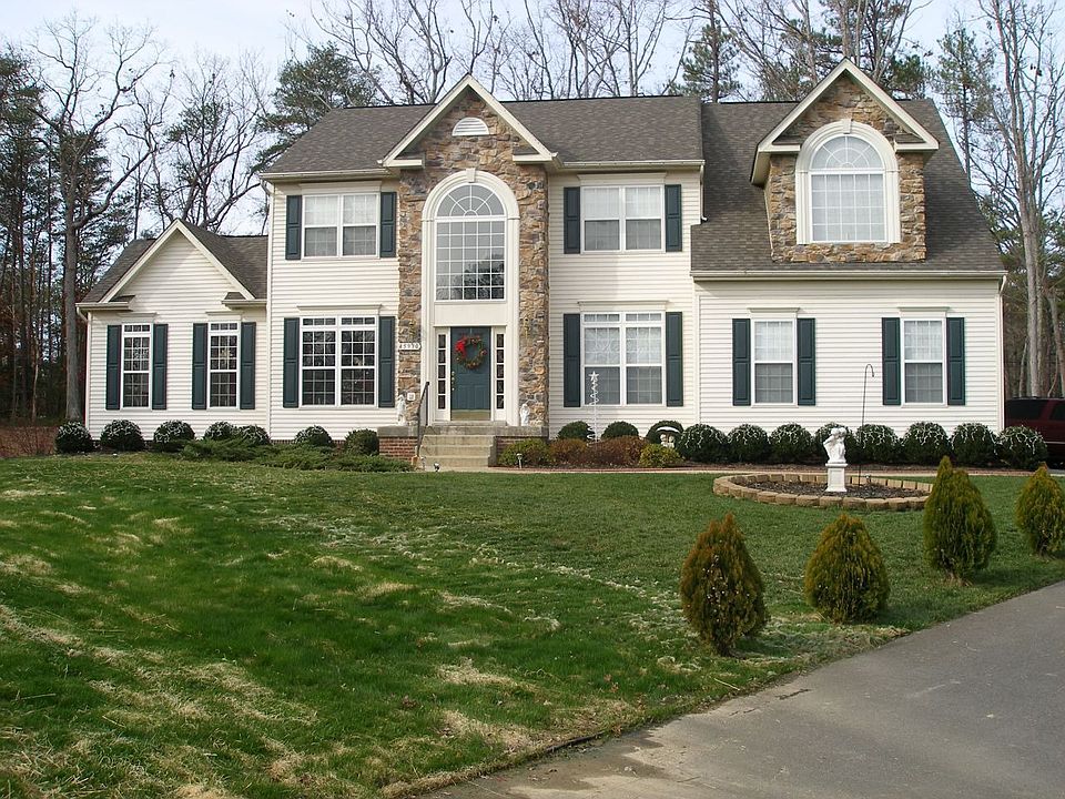 1st image of 45930 N Greens Rest Dr