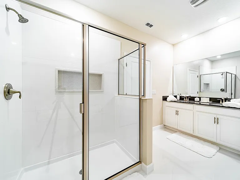 Bookmark Dr — Photo 28