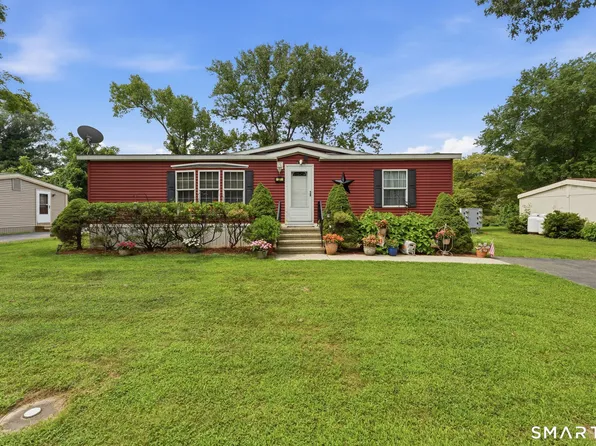27 Skylark Road, Colchester, CT 06415
