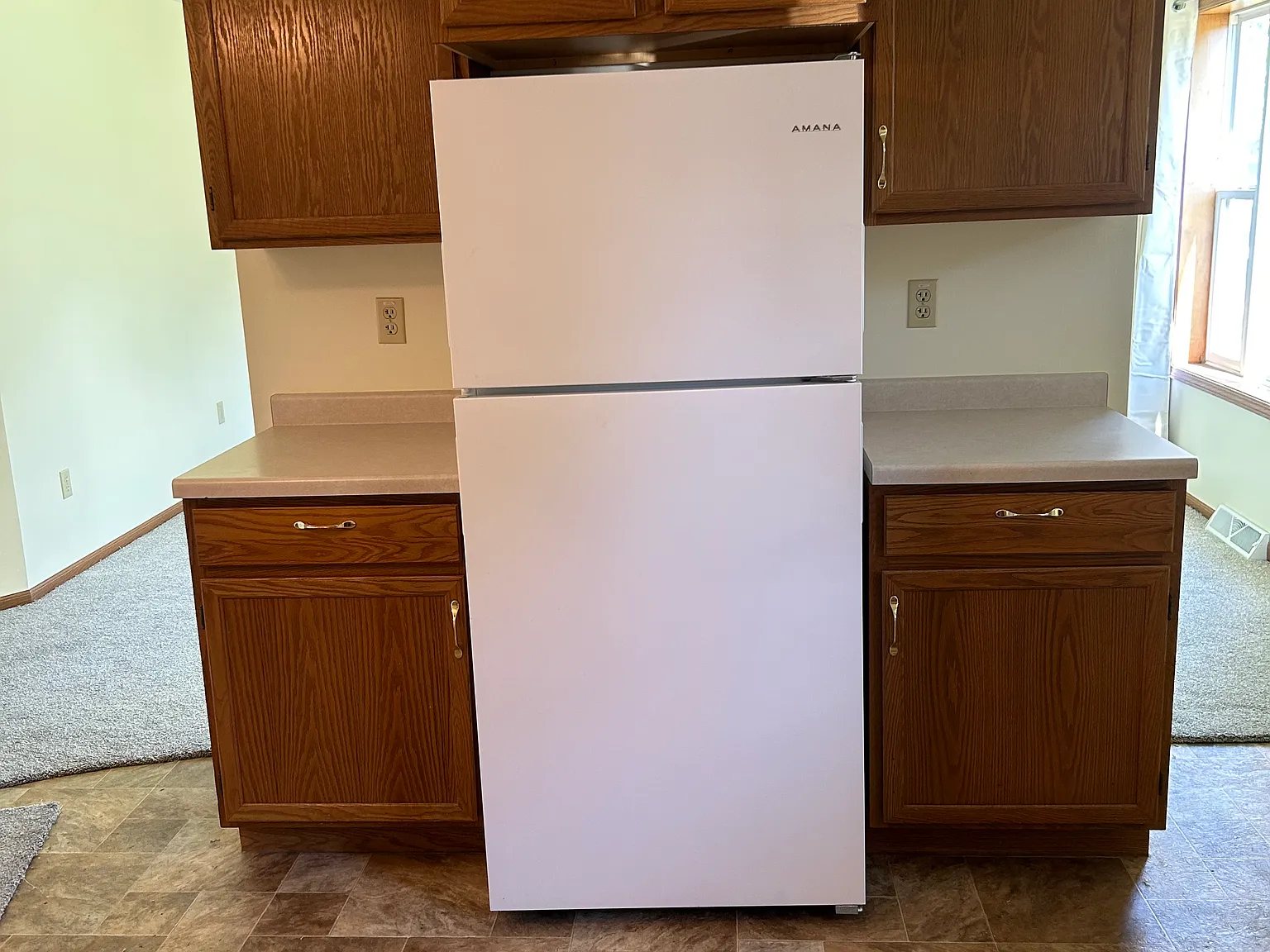 3 bed, 1120 sqft, $1,600 — Photo 1