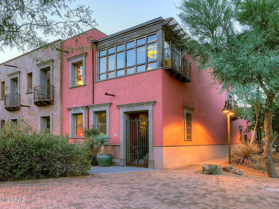 1st image of 209 S Avenida Del Sembrador