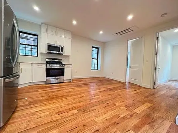 (undisclosed Address), Jamaica, NY 11435
