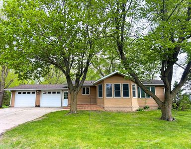 451 2nd St N, Wood Lake, MN, 56297