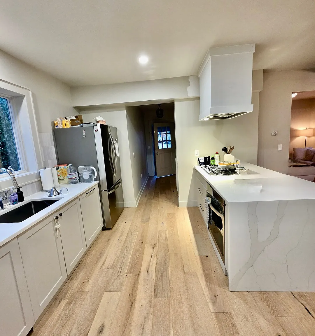18 Webster Ave — Photo 3