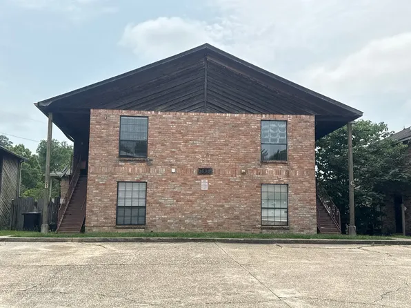 1633 Cedar Lake Dr, Baton Rouge, LA 70808