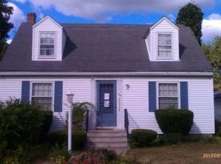 20 Grape St, Woburn, MA 01801
