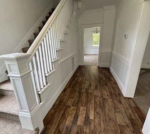 2nd image of 6616 Johnston St