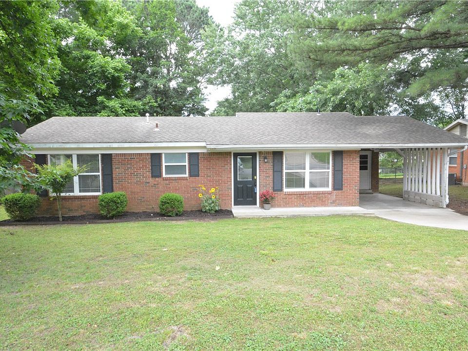 1st image of 2203 Cottonwood Pl