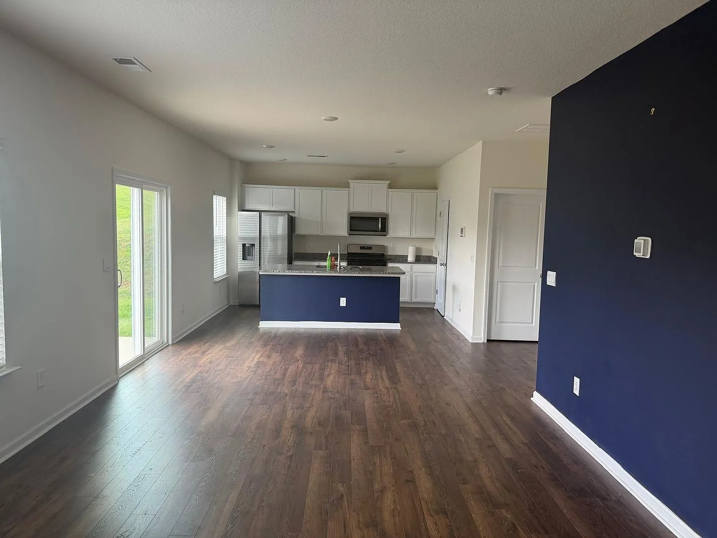 West Knoxville 37932 - Beautiful 2024 built 3-bedroom, 2. — Photo 4