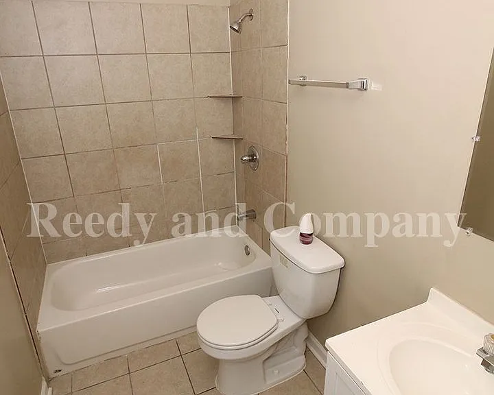 4041 Hitchcock St — Photo 11