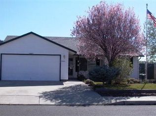 2466 NE Yellowpine Rd, Prineville, OR 97754