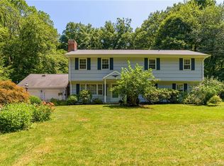 10 Two Pence Rd, Ridgefield, CT 06877