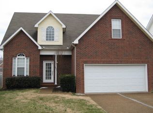 2404 Adelaide Dr, Thompsons Station, TN 37179
