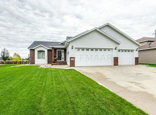 4366 58th St S, Fargo, ND 58104