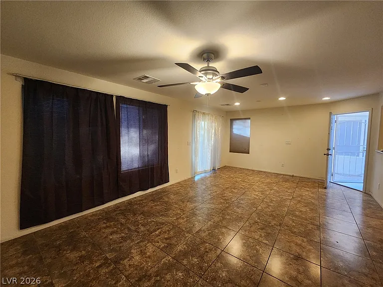 8956 Medford Hills Ct — Photo 4