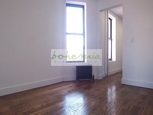 Rented by Bohemia Realty Group | media 41