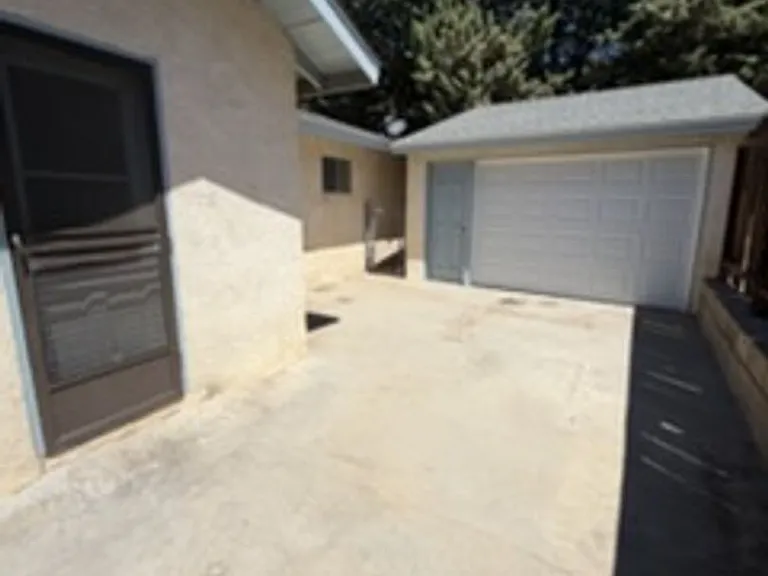 6641 Ivins Dr — Photo 19