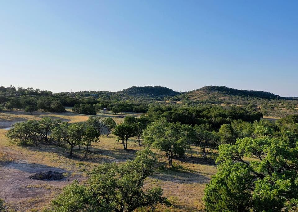 223 Flat Rock Creek Rd, Comfort, TX 78013 | Zillow