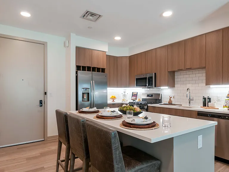 Enclave at Raritan — Photo 10