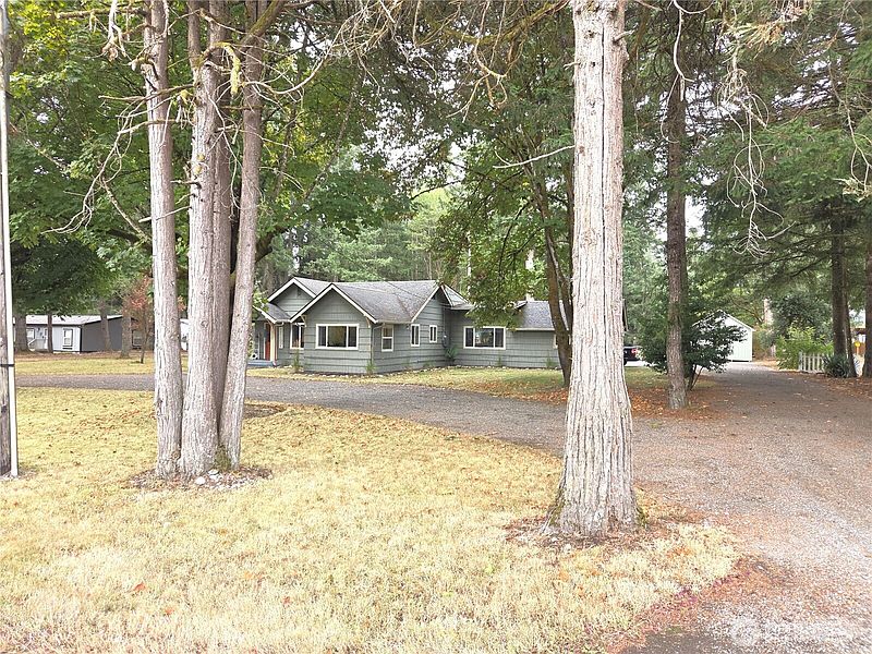 4th image of 18435 Elderberry Street SW
