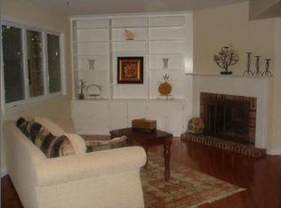 92 Fifer Ln, Lexington, MA 02420