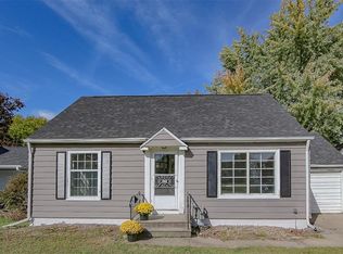 1914 Williams Blvd SW, Cedar Rapids, IA 52404