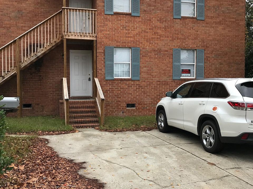 1st image of 2323 Richmond Ln #A