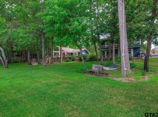 510 Trappers Trl, Mount Vernon, TX 75457