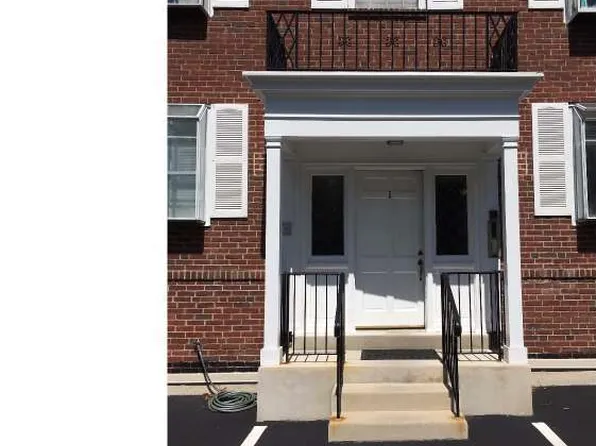 922 Montgomery Ave APT I2, Bryn Mawr, PA 19010
