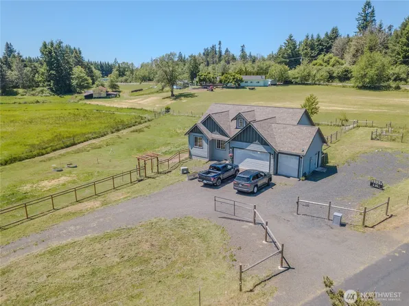 116 Gershick Road, Silver Creek, WA 98585