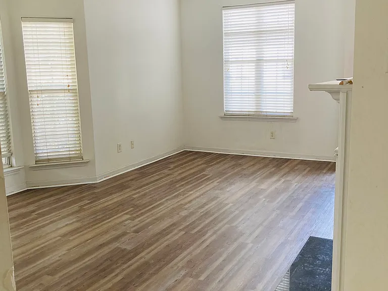 1906 Bellflower Dr — Photo 21