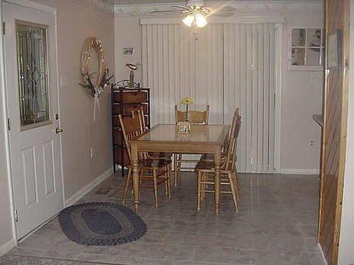 3rd image of 17 42nd St #C