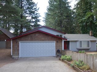 15630 S Wildflower Ln, Oregon City, OR 97045