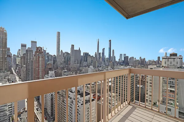 Sold by Compass | media 2