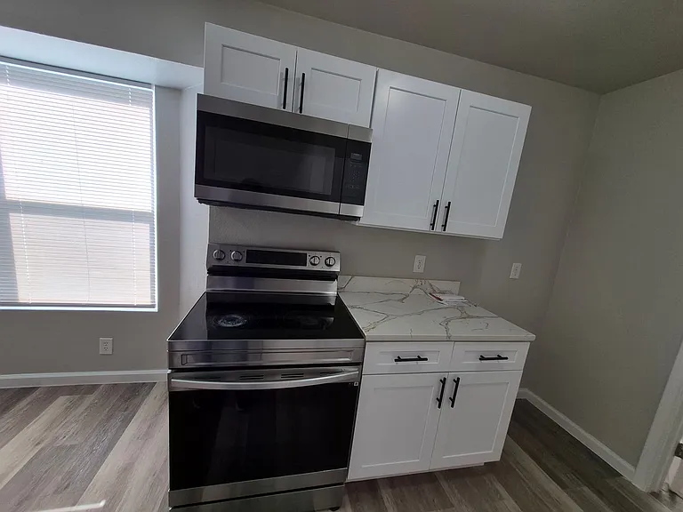 4025 Coral Sunrise — Photo 9