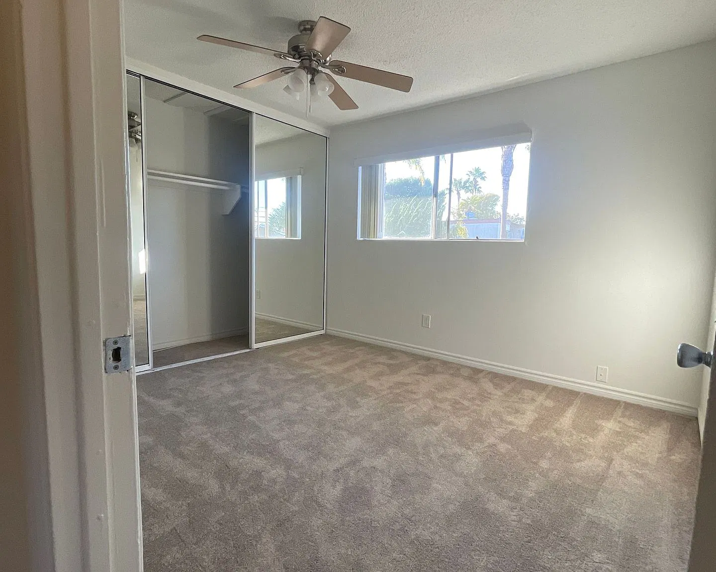 Arlington Apartments — Photo 3