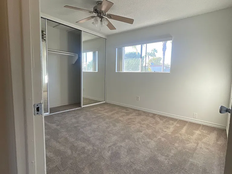 Arlington Apartments — Photo 3