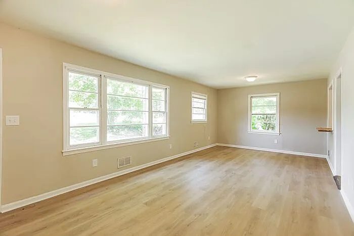 408 Sunhill Rd NW — Photo 11