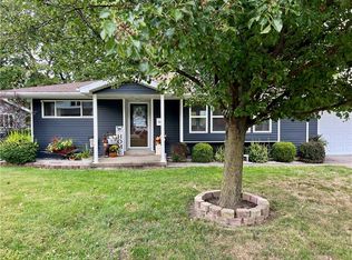 120 S 34th St, Mattoon, IL 61938