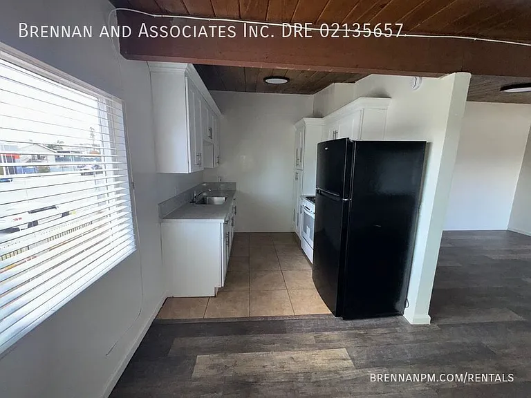 757 Grand Ave #6 — Photo 16