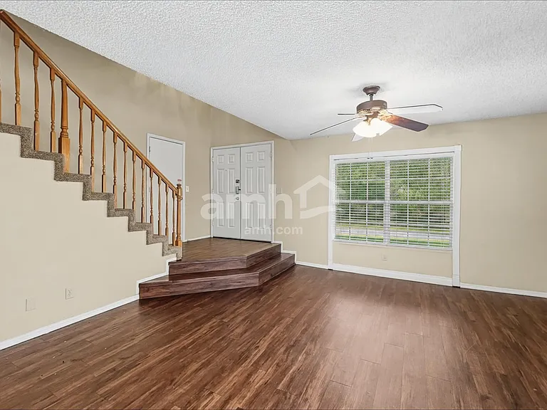 1474 Lodgepole Dr — Photo 9