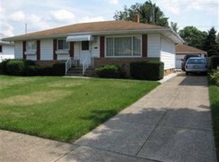 1403 Englewood Dr, Parma, OH 44134
