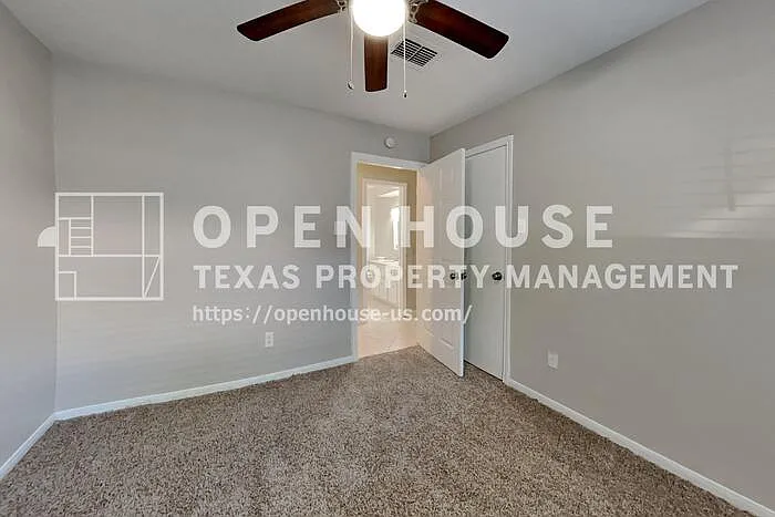 1954 Round Spring Dr — Photo 12